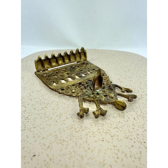 Antique ornate brass Menorah Judaica, Hanukkah Menorah, hanging oil lamp - Picture 5 of 7